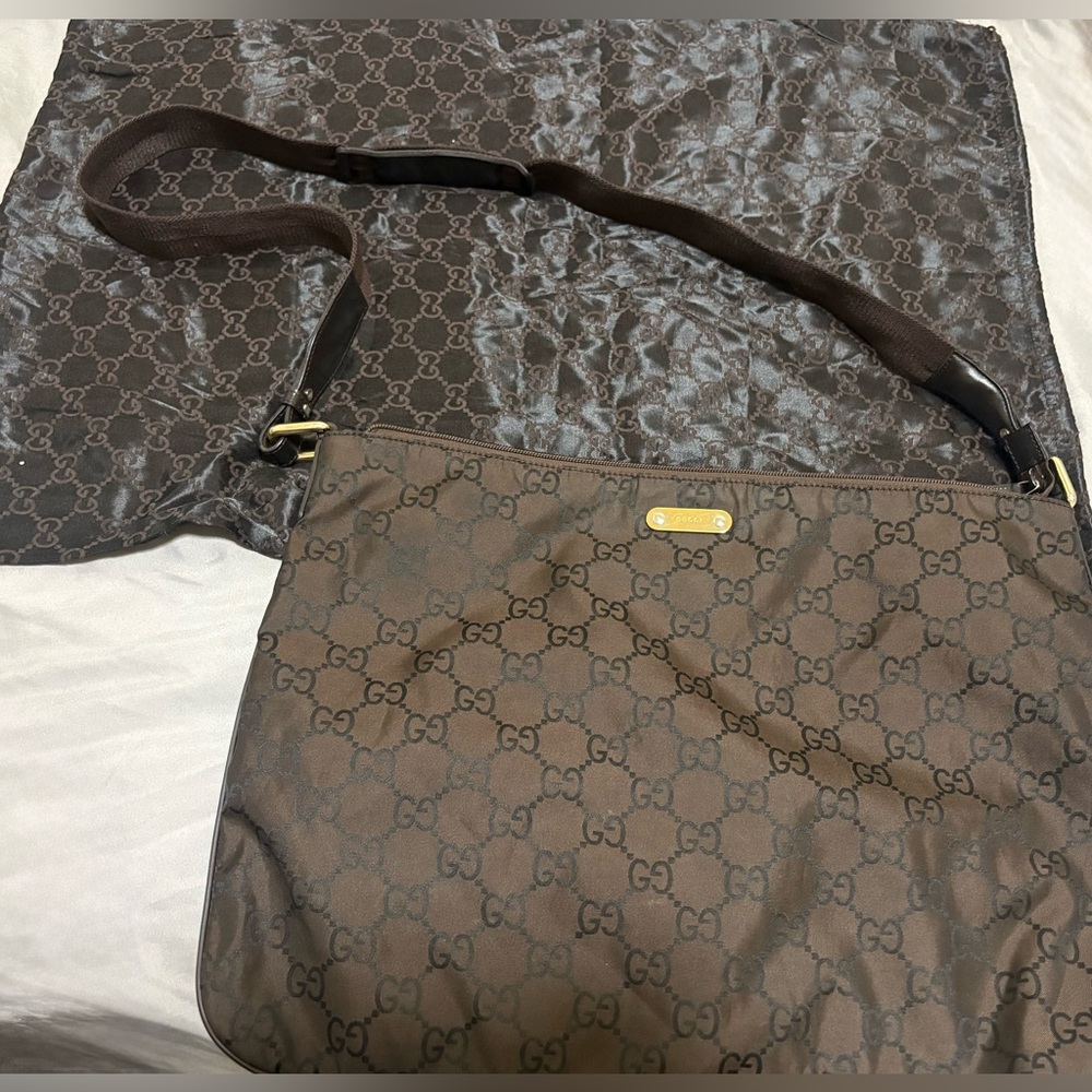 Vintage! Gucci Brown Messenger Bag